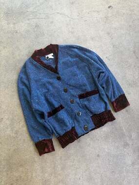 Vintage 80s Venus of California Speckle Blue Tweed Cardigan with Burgundy Velvet
